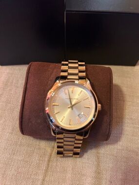 Michael Kors Men’s Rose Gold Tone Bracelet Watch